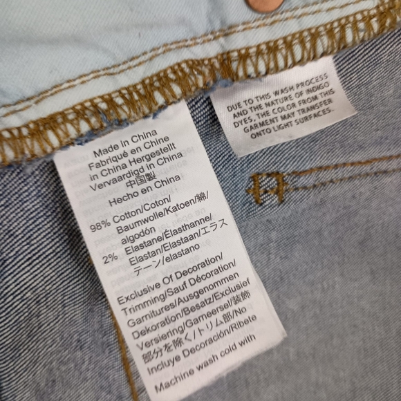 Madewell High Rise Denim Shorts in Medium Wash Size 24 - Picture 6 of 7